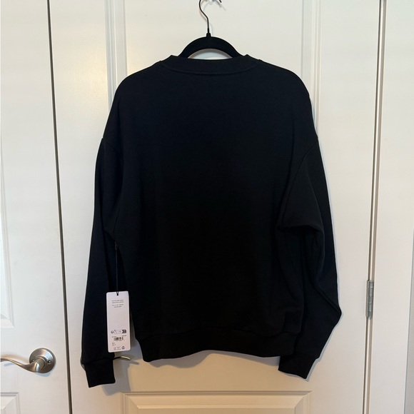 NWT! Alo Accolade Crew Neck Pullover Black, Size Small (4-6)! - Picture 7 of 10